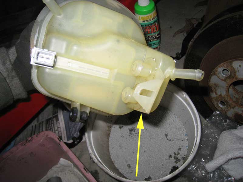 Brake fluid reservoir